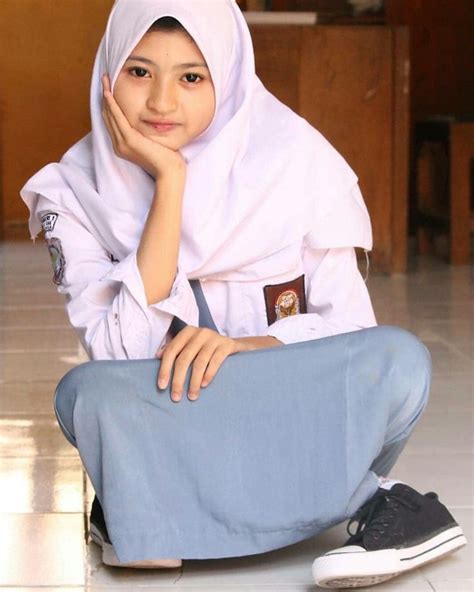 125 Siswi Smk Gadis Body Idaman Colmek .